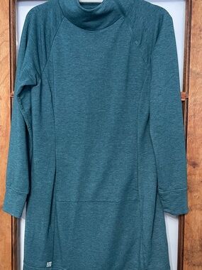 Title Nine Women's Teal Long Sleeve Funnel Neck Sweater
